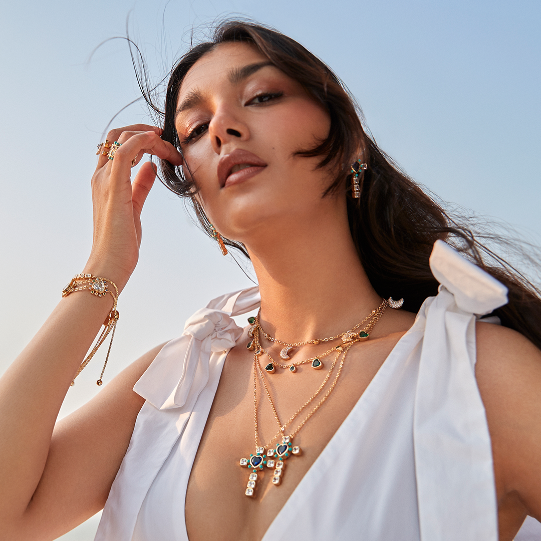 Neck Chains for Women: Minimal, Elegant &amp; Perfect for Every Style