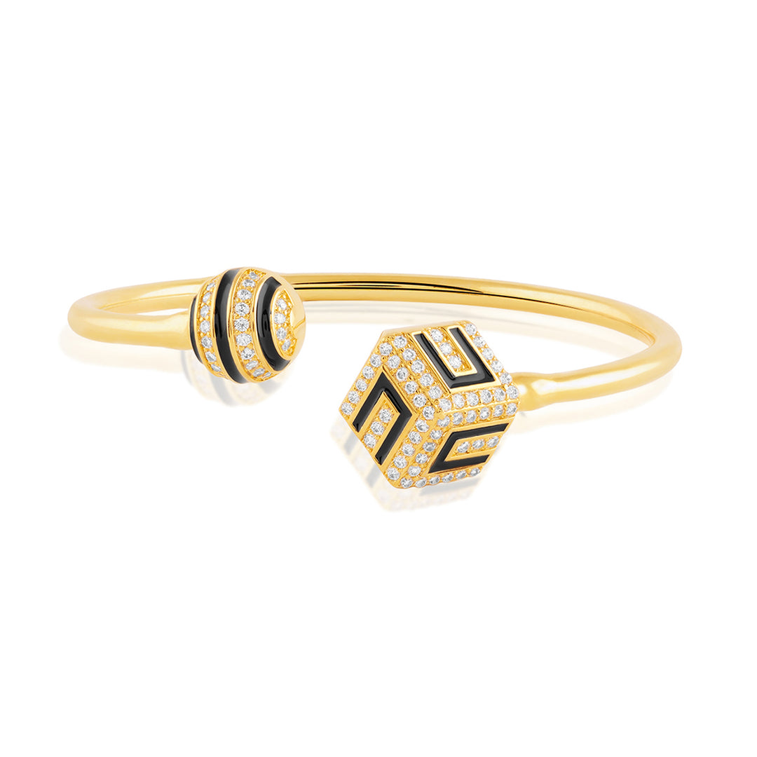 Transcenta Cuff Bracelet In 18Kt Gold Plated