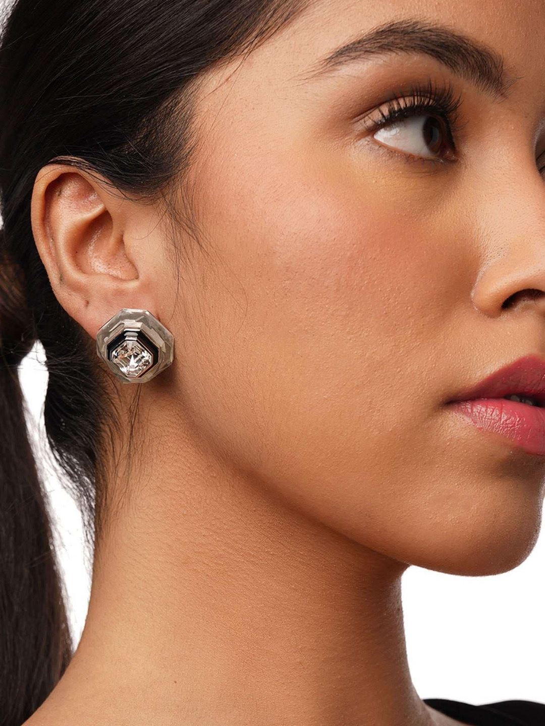 Sanya Malhotra Bougie Infinity Cut Crystal Studs