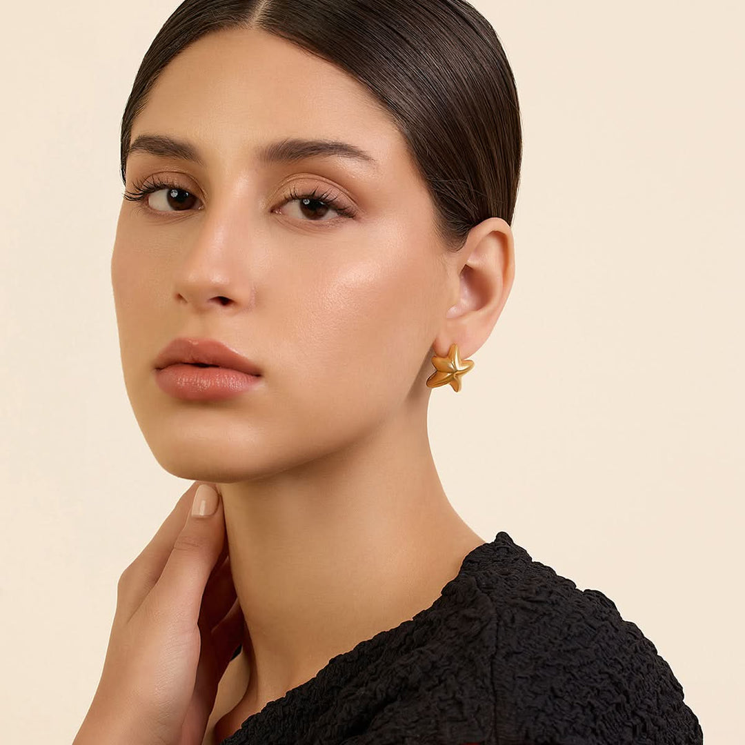 Shruti Hassan Gold Star Studs