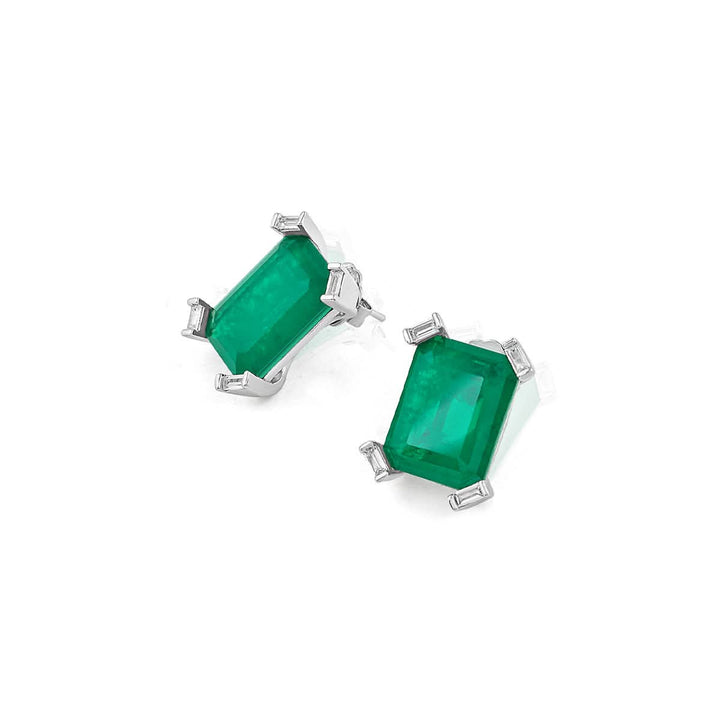 Malaika Arora Doublet Green Stone Studs