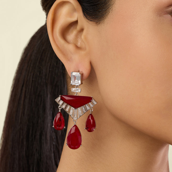 Angulaire Ruby Danglers