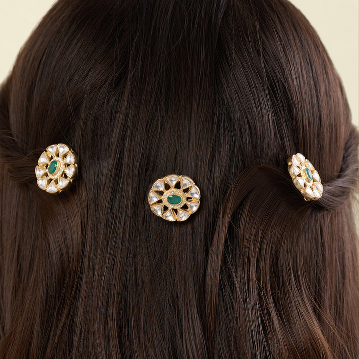 Zhaver Stud Earrings