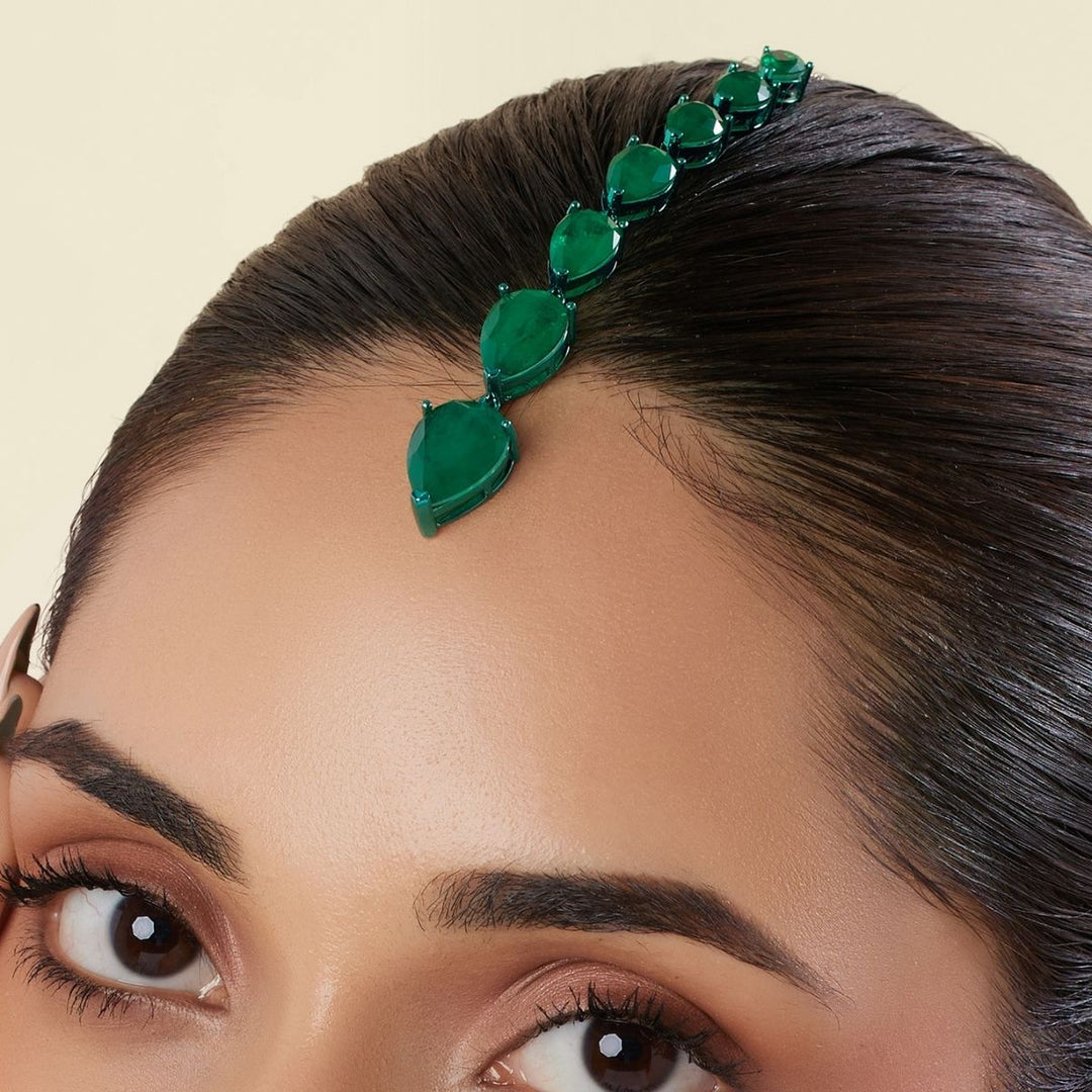 Emeraldine Botox Maang Tikka