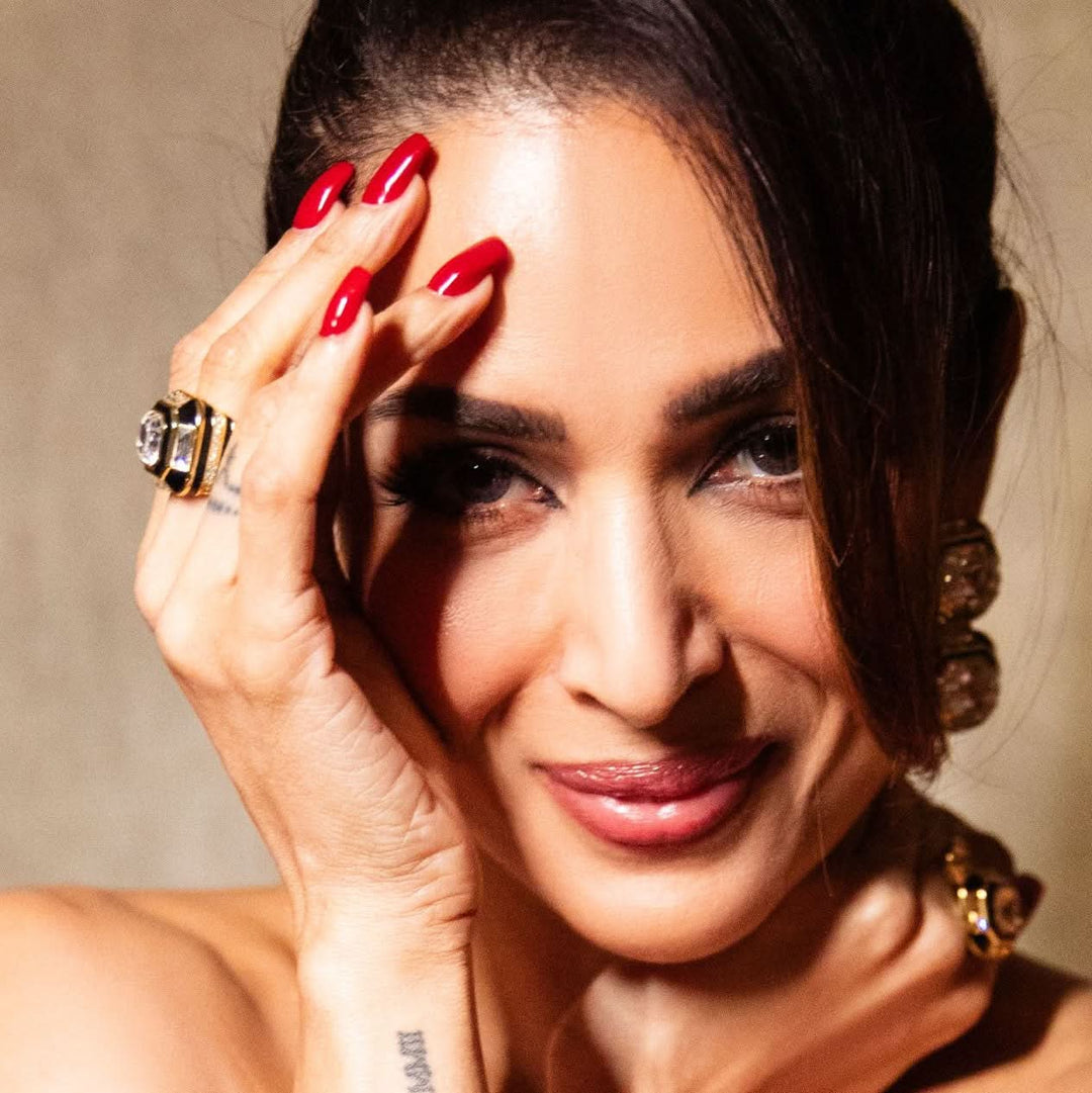 Malaika Arora Optic Crystal Enamel Ring