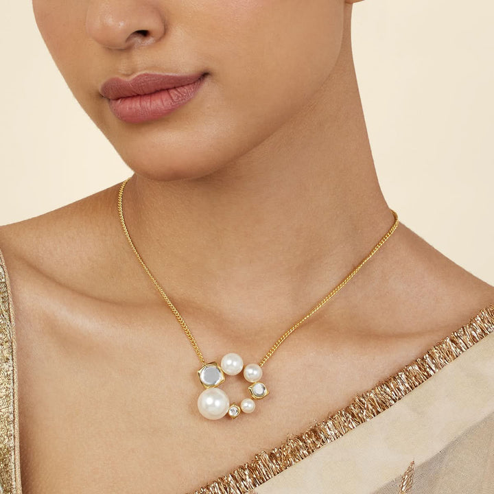 Pearl Mirror Pendant Necklace 