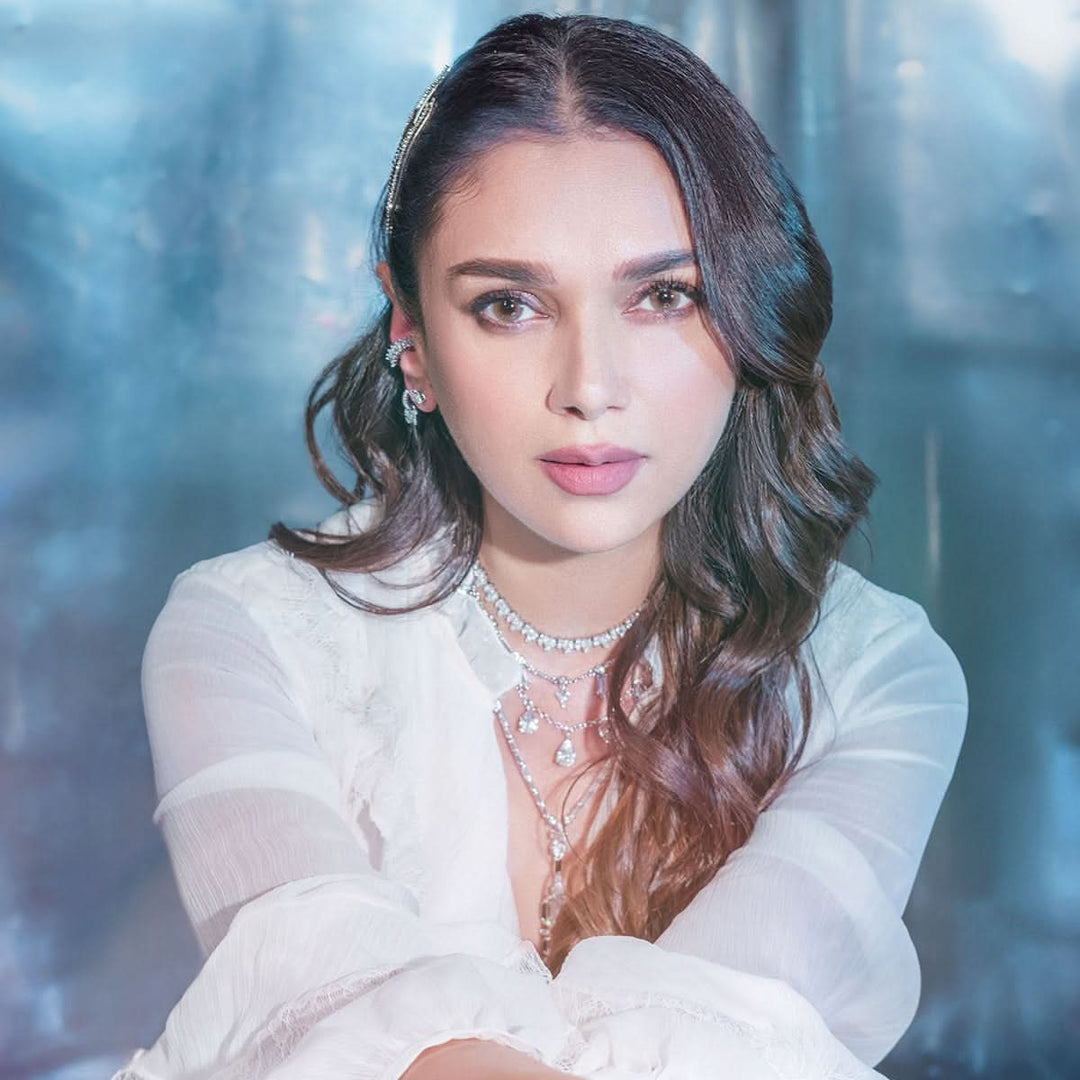 Aditi Rao Dainty Diamonds Stationed Choker