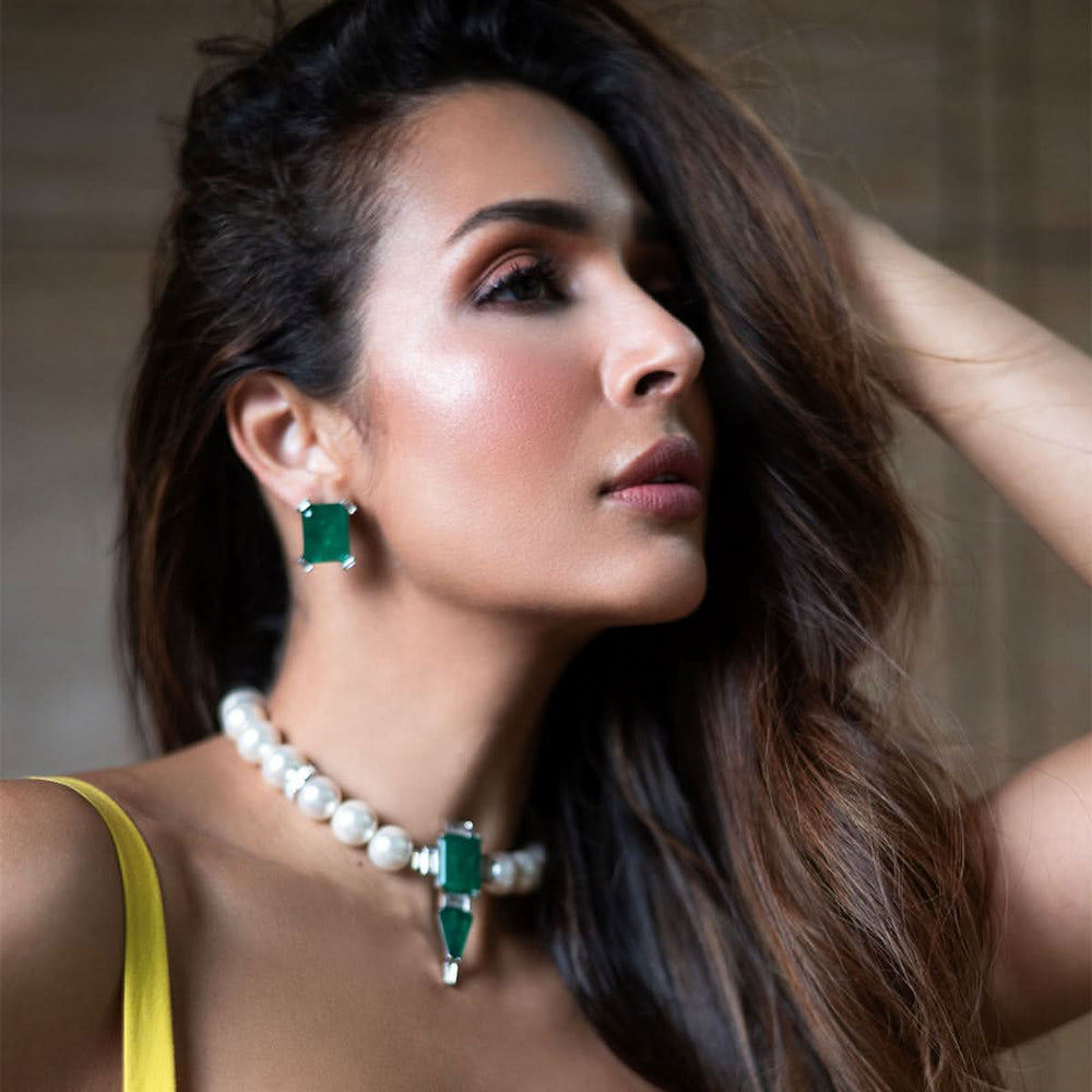 Malaika Arora Riviere Emerald Pearl Necklace
