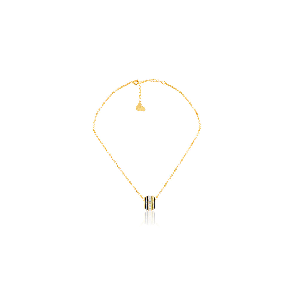 Mindora Pendant Necklace In 18Kt Gold Plated