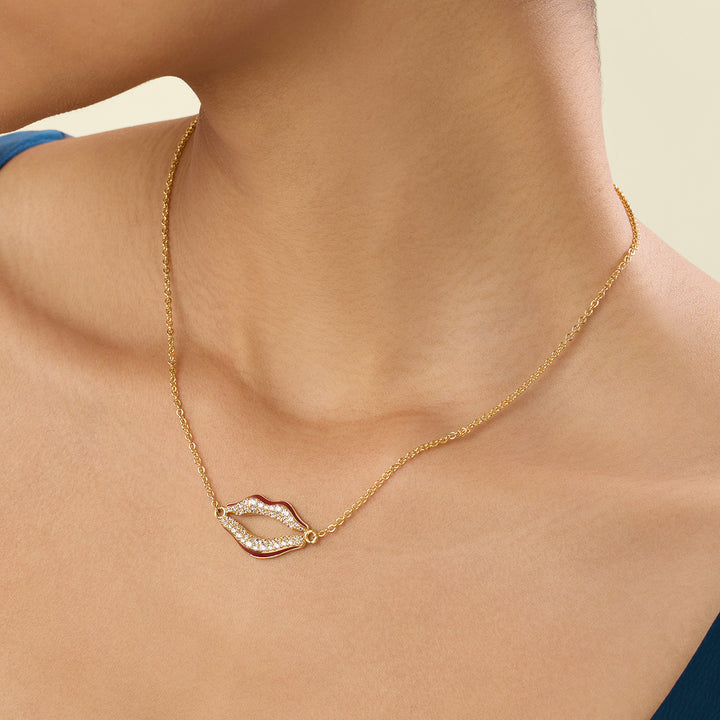 Skylaire Lip Pendant Necklace In 18Kt Gold Plated