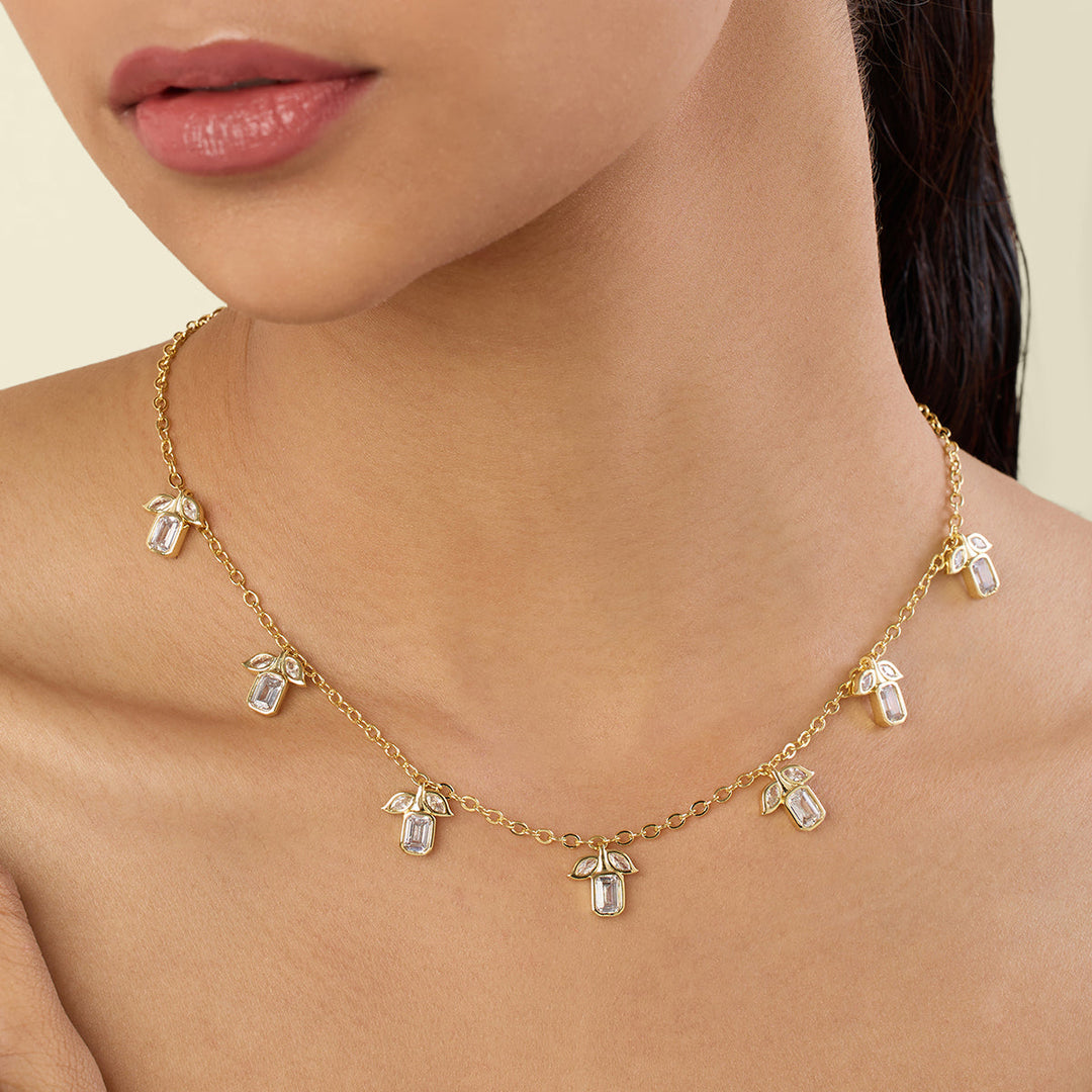 Phool Stationed Choker