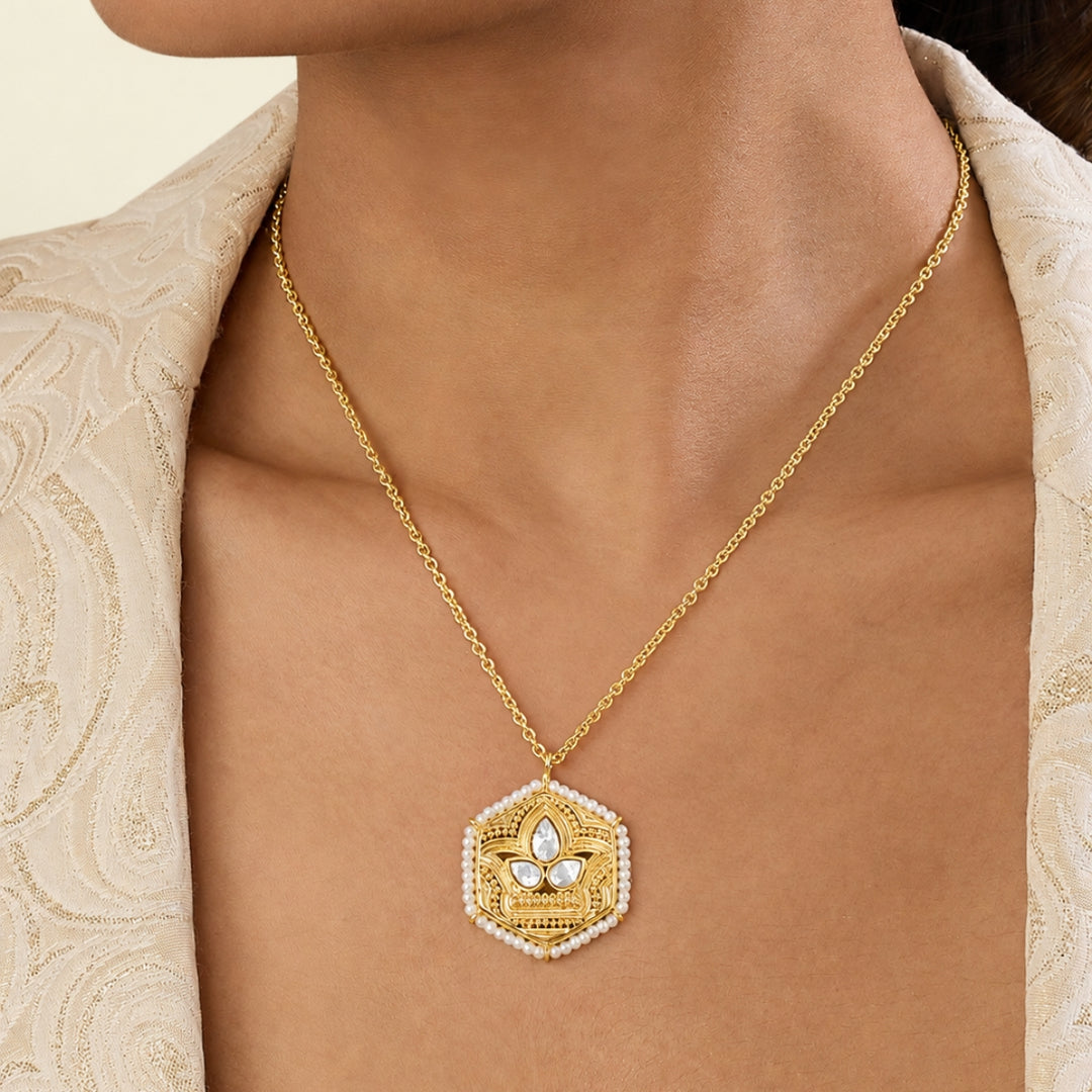 Polki Royal Seal Pendant Necklace