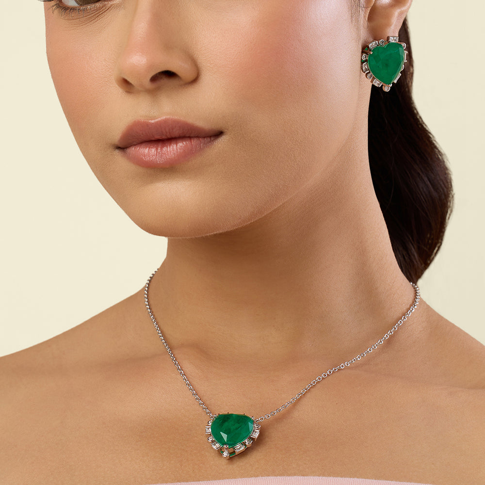Emerald Hearts Necklace Set