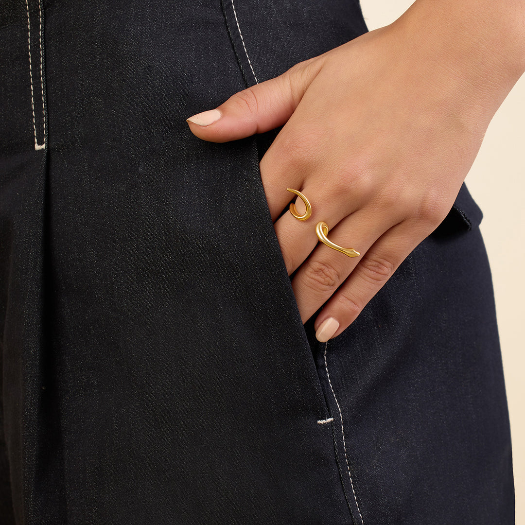 Gold Slither Ring 