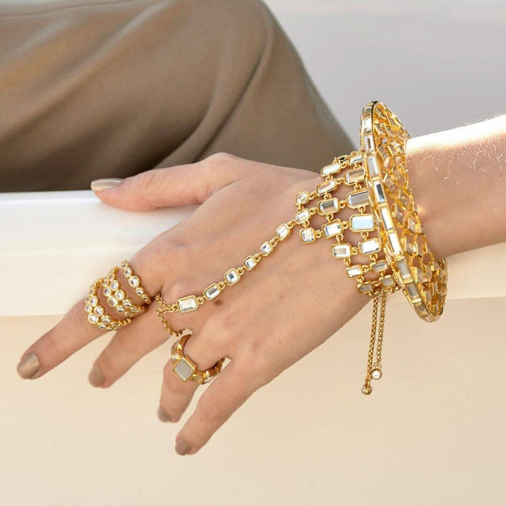 Ruhaniyat Mirror Hand Harness