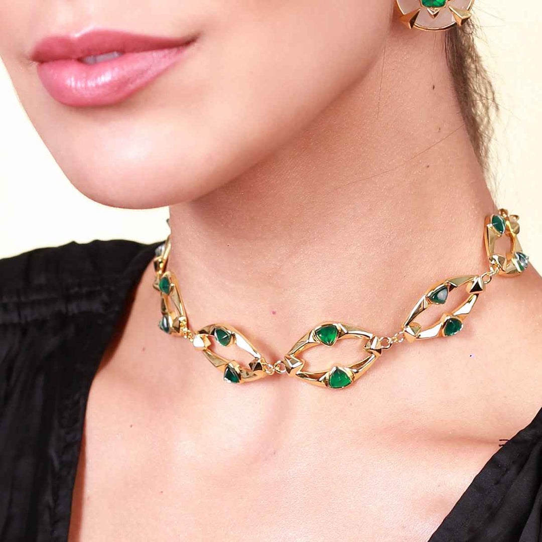 Shell Emerald Statement Choker